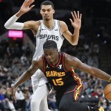 Capela (15) et les Hawks ont battu les Spurs de Wembanyama jeudi KEYSTONE/AP/Darren Abate